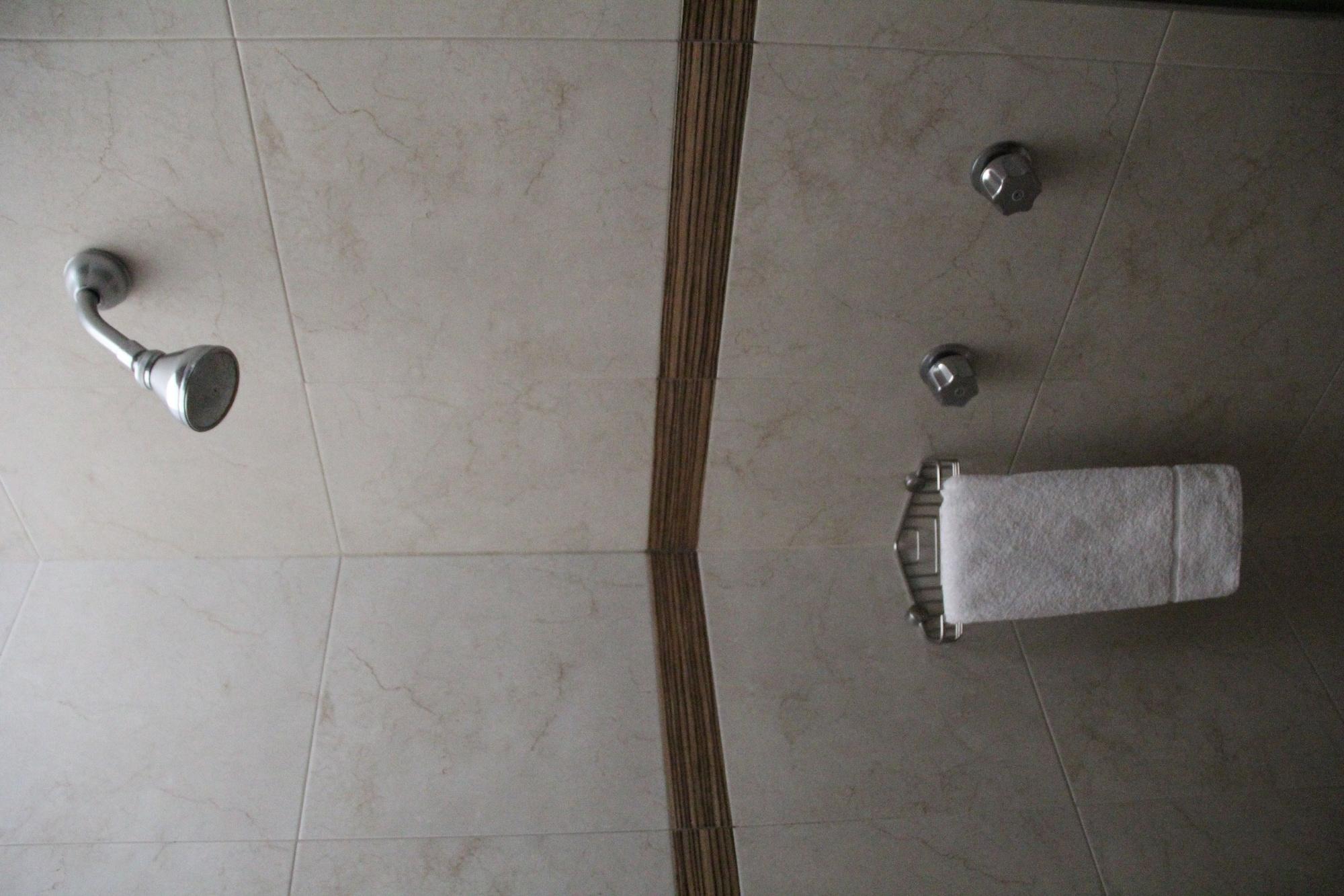 Hotel Real Zapopan Bagian luar foto