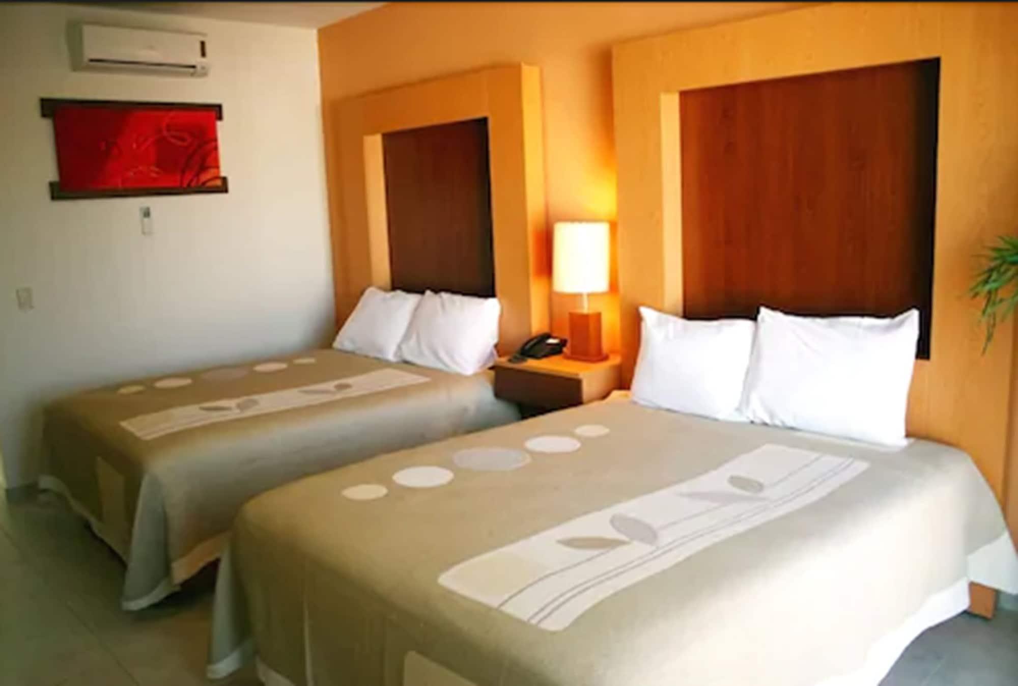 Hotel Real Zapopan Bagian luar foto