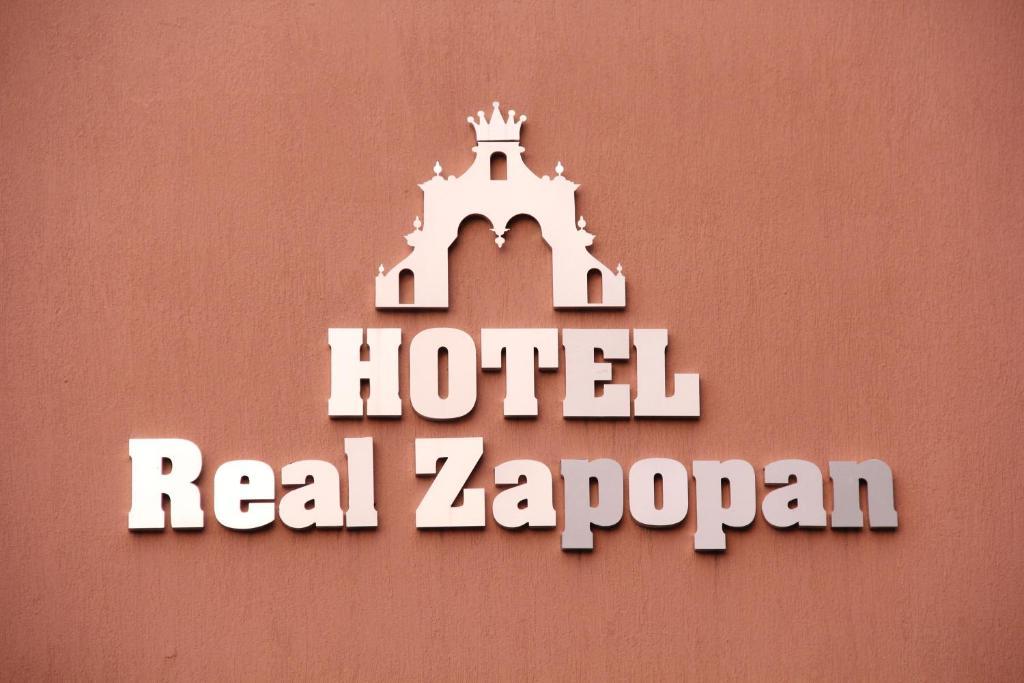 Hotel Real Zapopan Bagian luar foto