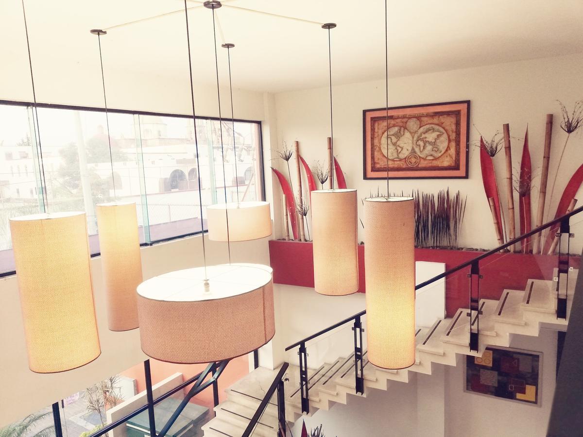 Hotel Real Zapopan Bagian luar foto