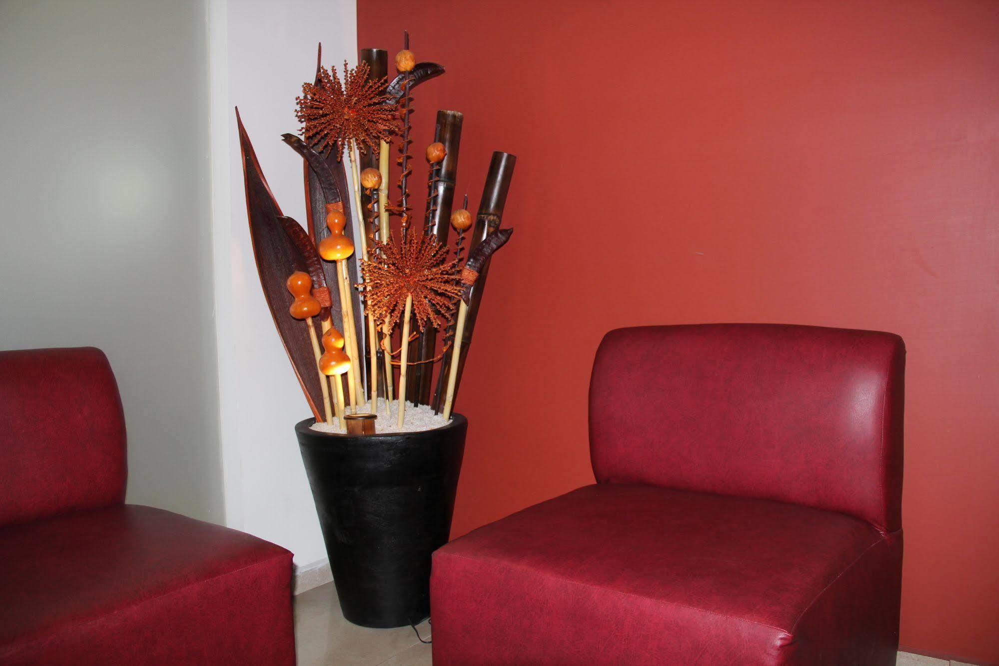 Hotel Real Zapopan Bagian luar foto